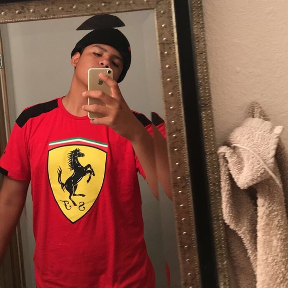 Meet your Posher, Carlos - Picture 1 of 1